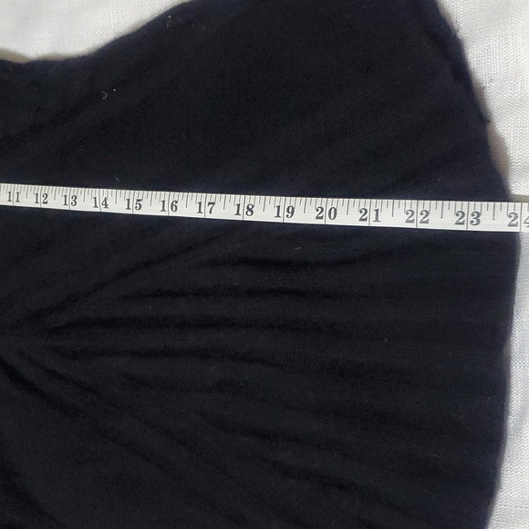 Aqua Women’s Gray 100% Cashmere Sweater Bell Sleeves Size S - Picture 10 of 10